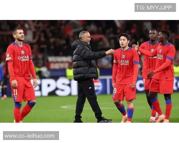 38岁大卫路易斯带领10人队伍零封对手获欧冠MVP表现惊艳