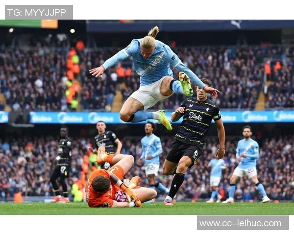 萨维尼奥续约曼城期待再创辉煌渴望赢得更多荣誉与奖杯