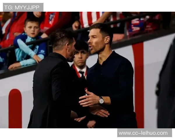 皇马承受外界压力但坚决不考虑更换阿隆索教练的决策