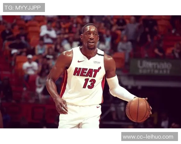 阿德巴约单场五记三分球创热火中锋历史新高表现令人惊叹