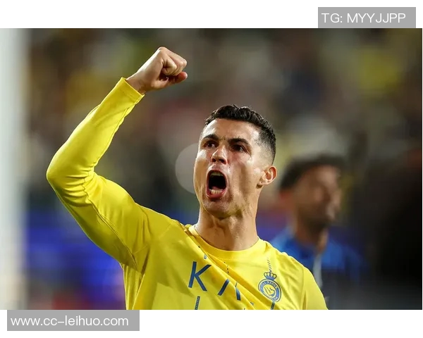 C罗社交媒体分享庆祝照片表达骄傲之情称球队完成使命